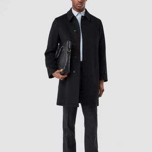 Large black BURBERRY LONDON jacket😍